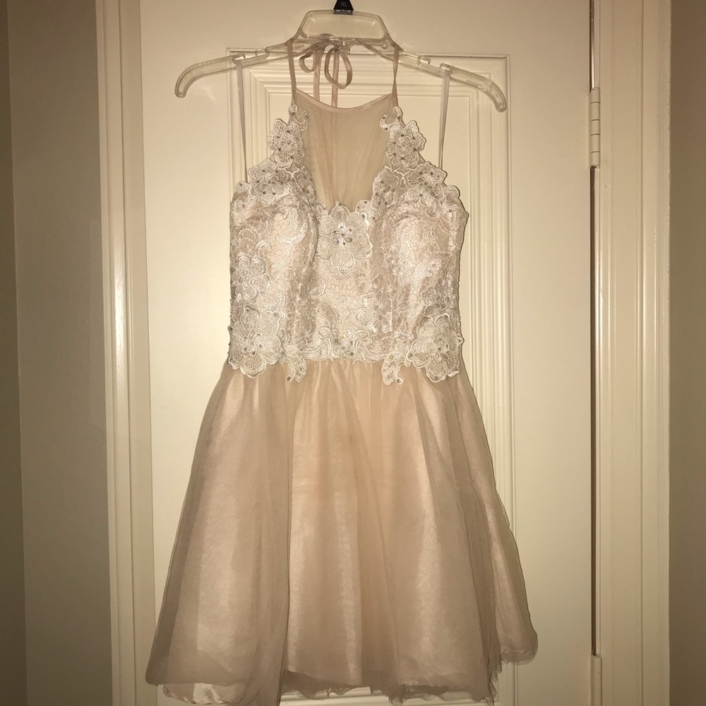 Steppin’out dress, short, size 5
